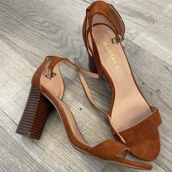 Madden Girl Sandals Heels size 7 - Picture 1 of 4